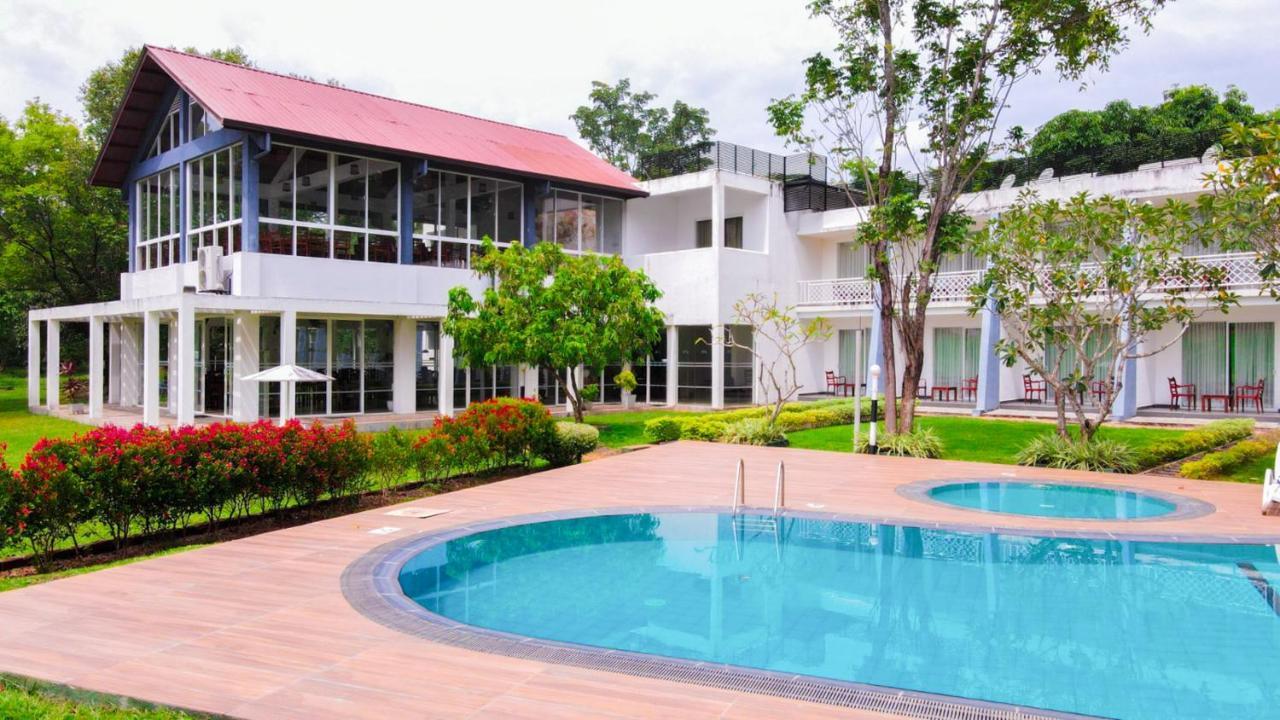 Hotel Lavendish Wild Safari Wasgamuwa Exterior foto